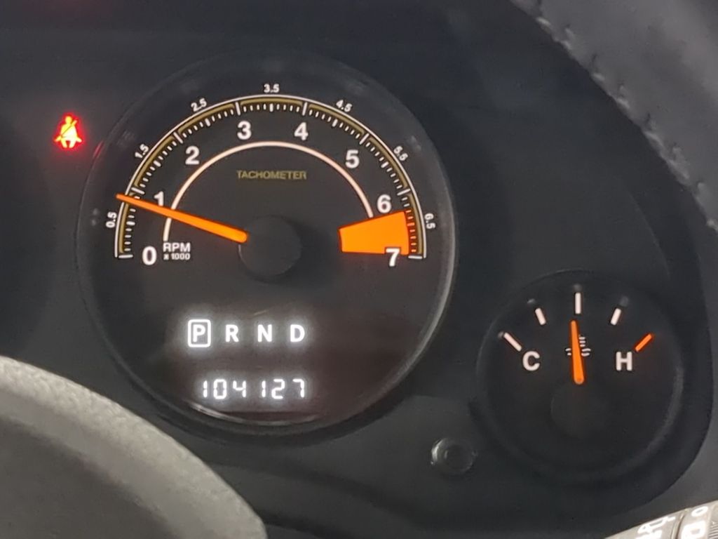 Thumbnail: 2017 Jeep Patriot - 16