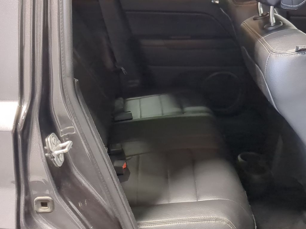 Thumbnail: 2017 Jeep Patriot - 28
