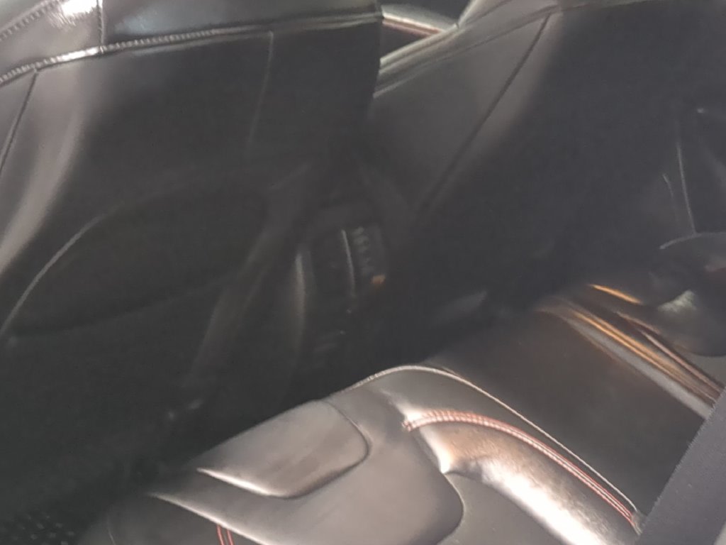 Thumbnail: 2020 Jeep Cherokee - 25