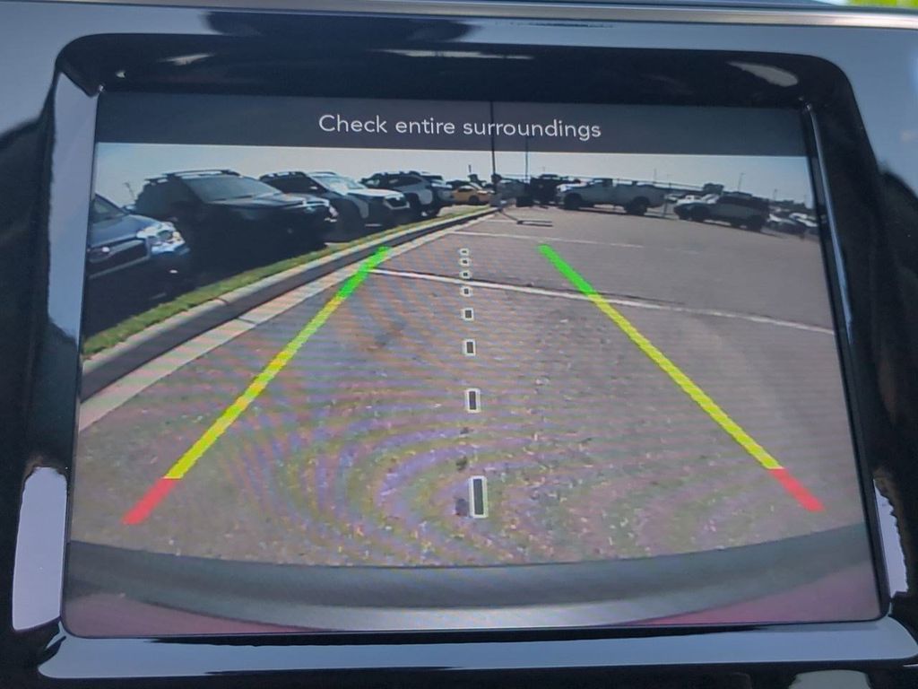 Thumbnail: 2020 Jeep Cherokee - 31