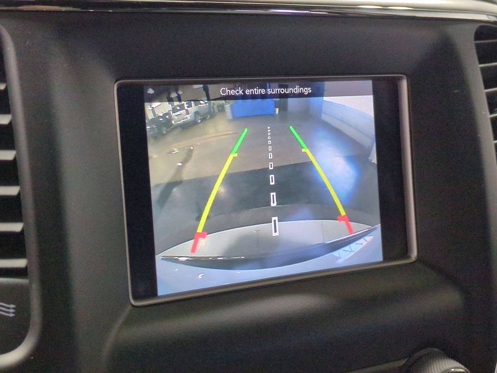 Thumbnail: 2018 Jeep Grand Cherokee - 32