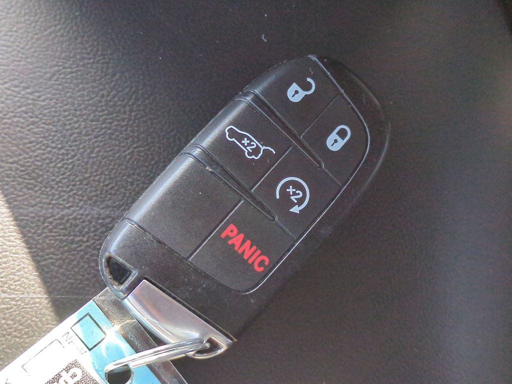 Thumbnail: 2018 Jeep Grand Cherokee - 34