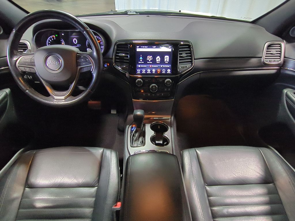 Thumbnail: 2020 Jeep Grand Cherokee - 10