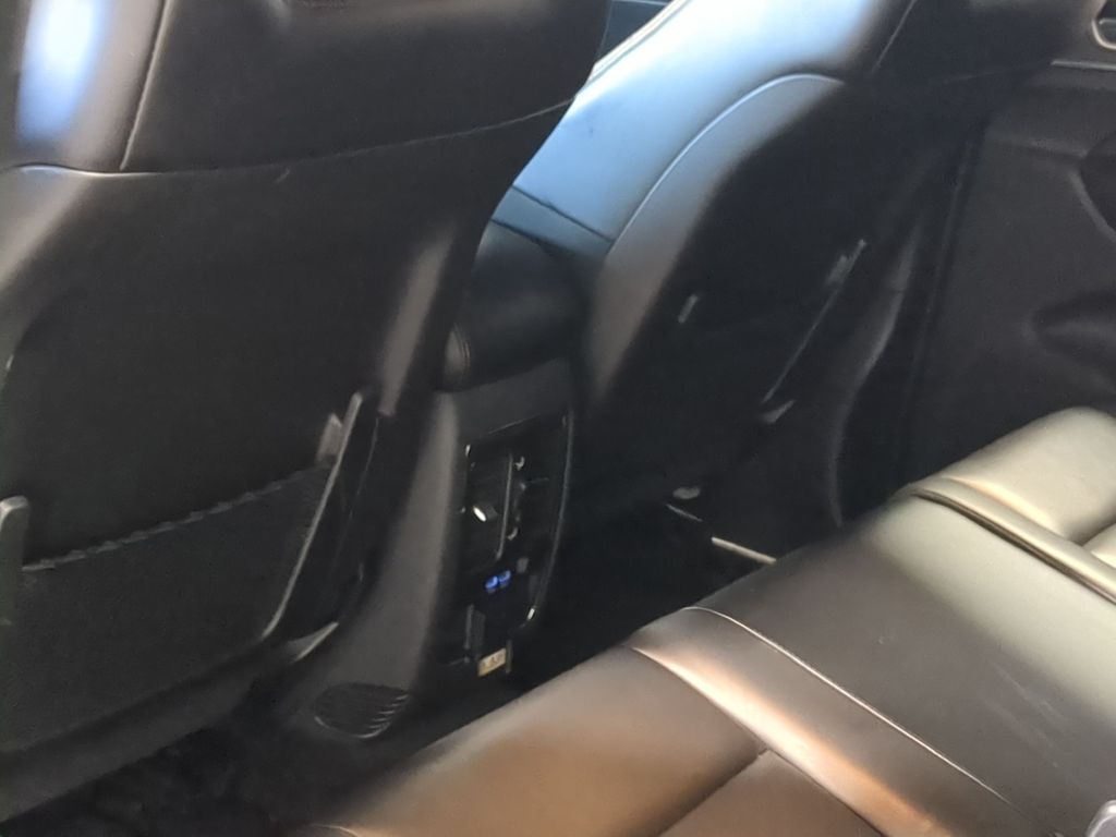 Thumbnail: 2019 Jeep Grand Cherokee - 12