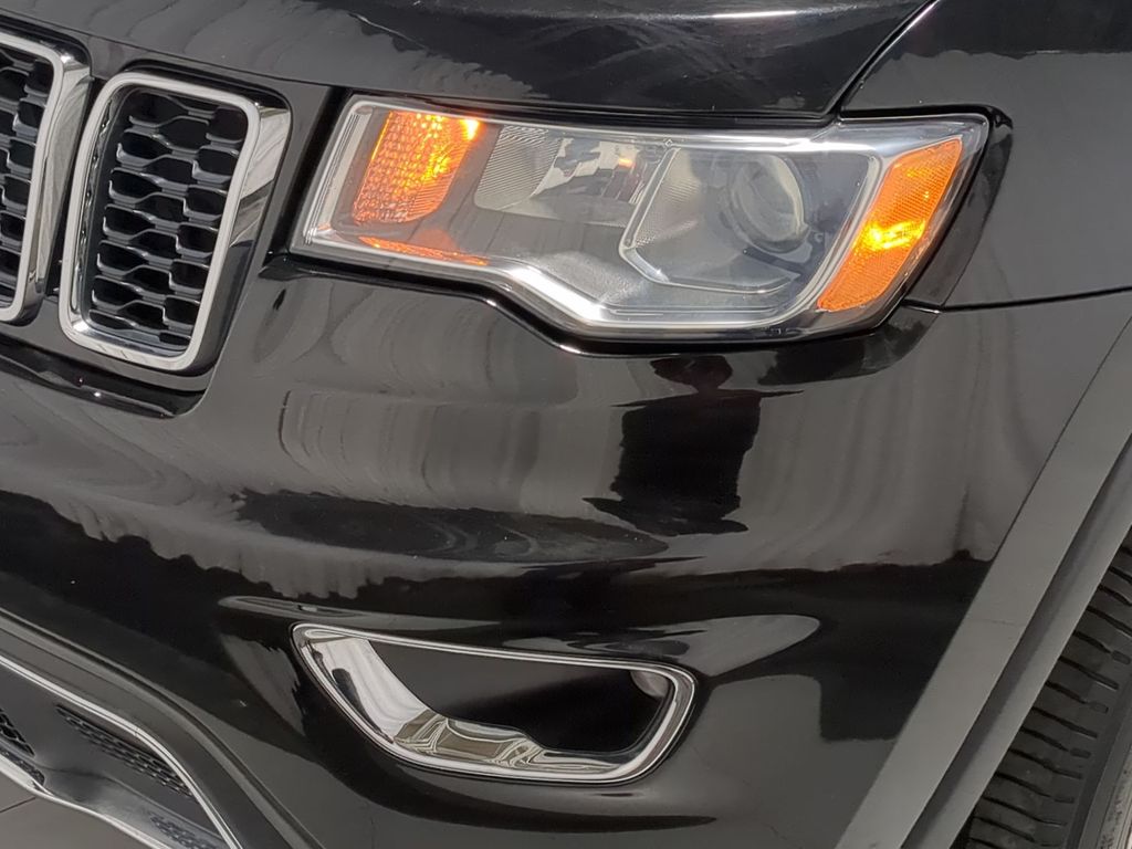 Thumbnail: 2020 Jeep Grand Cherokee - 31