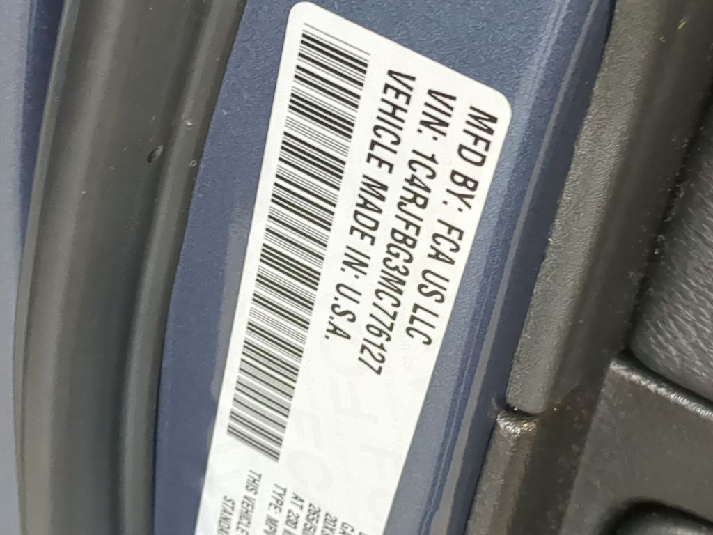 Thumbnail: 2021 Jeep Grand Cherokee - 35