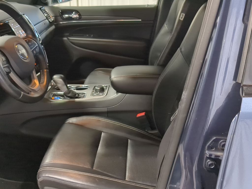 Thumbnail: 2021 Jeep Grand Cherokee - 10