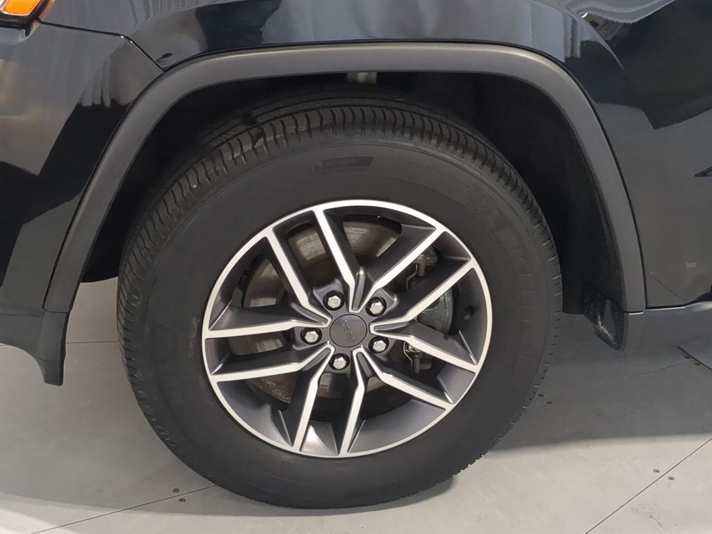 Thumbnail: 2021 Jeep Grand Cherokee - 7
