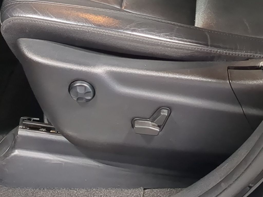 Thumbnail: 2021 Jeep Grand Cherokee - 26