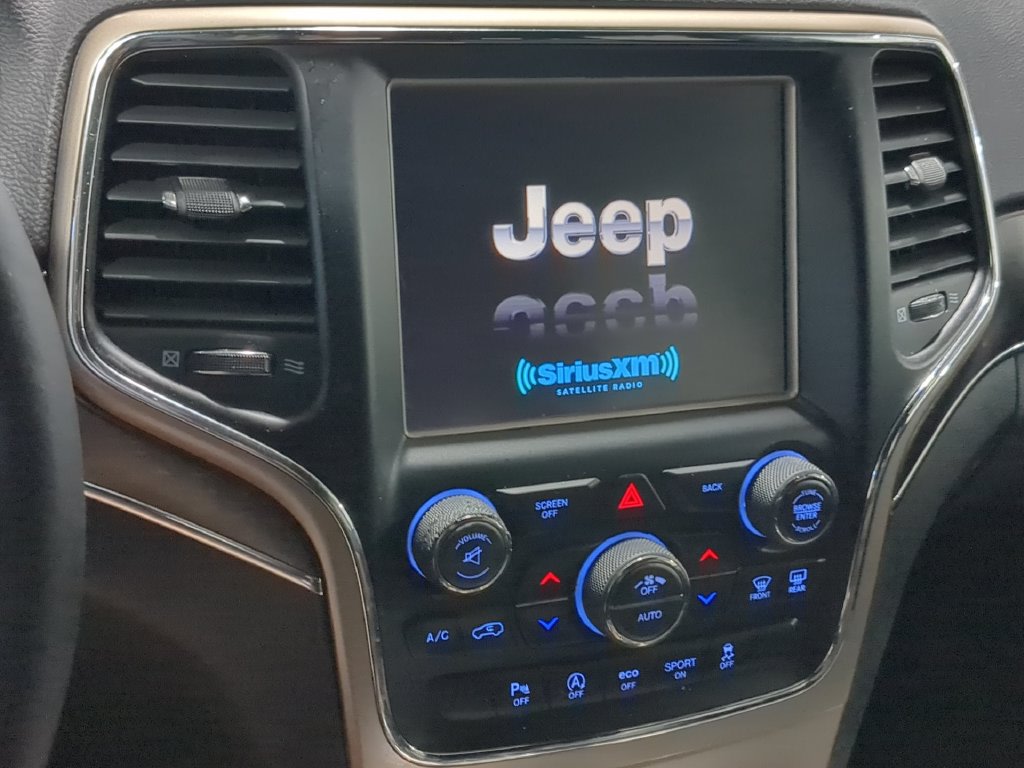 Thumbnail: 2017 Jeep Grand Cherokee - 14