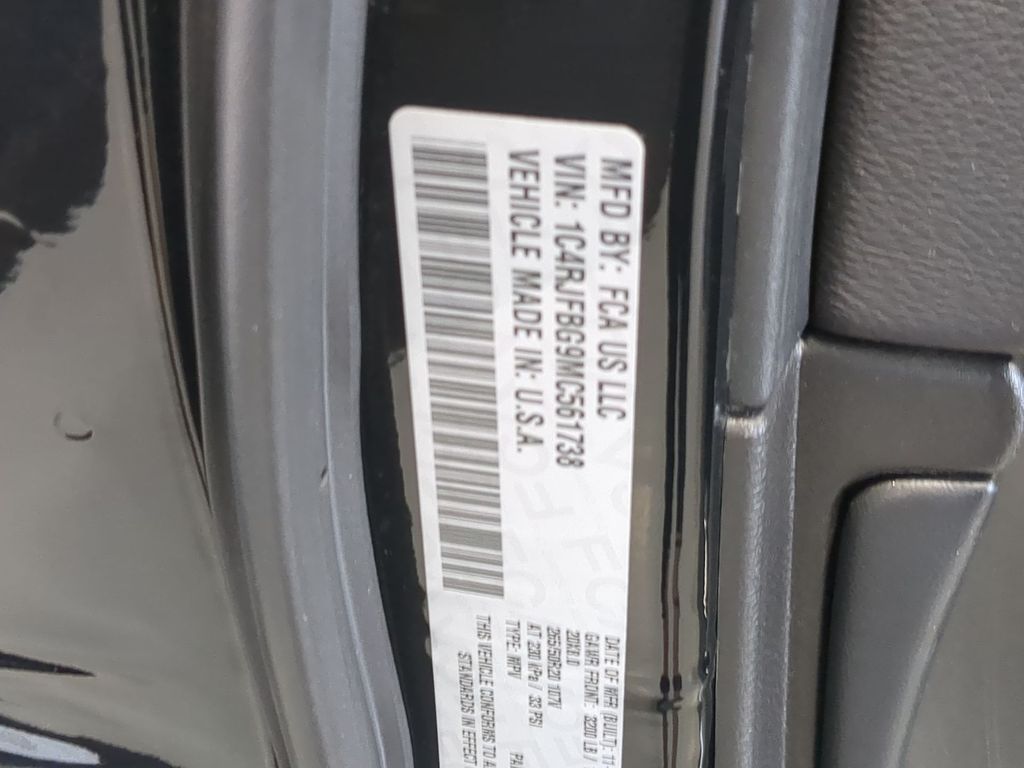 Thumbnail: 2021 Jeep Grand Cherokee - 19
