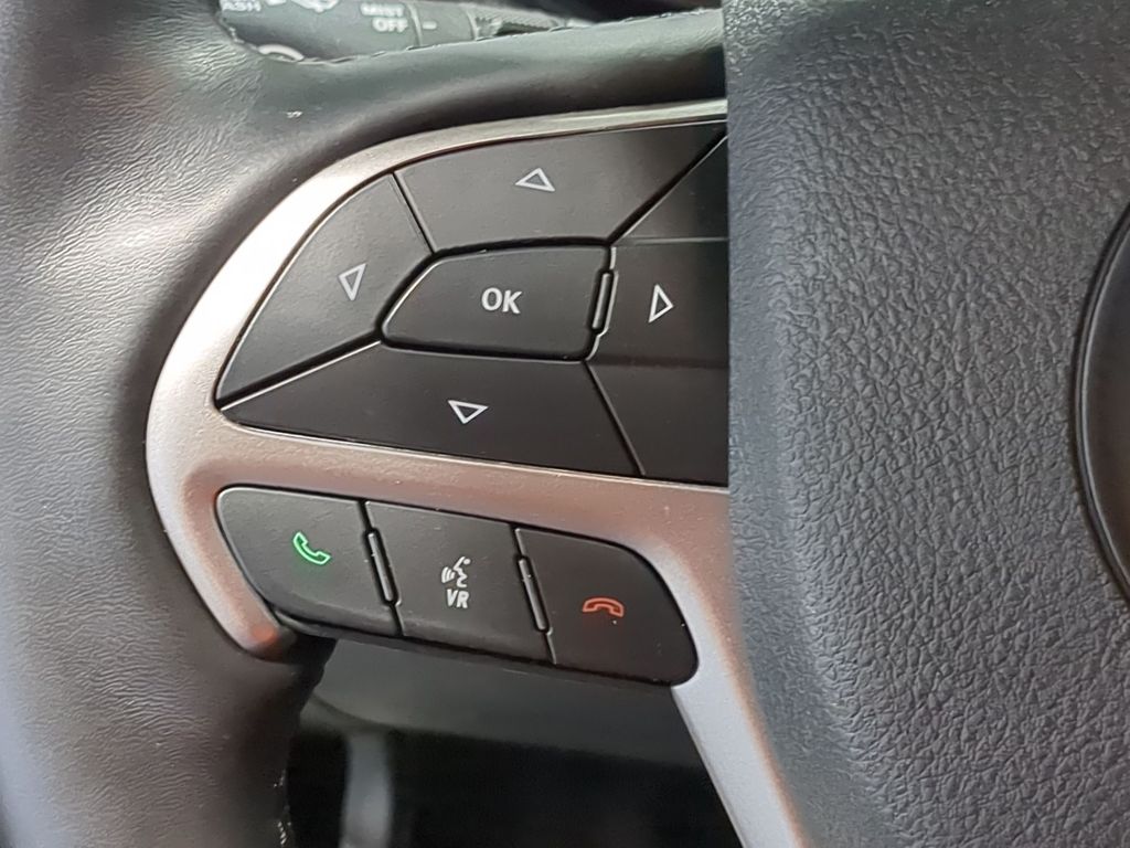 Thumbnail: 2018 Jeep Grand Cherokee - 29
