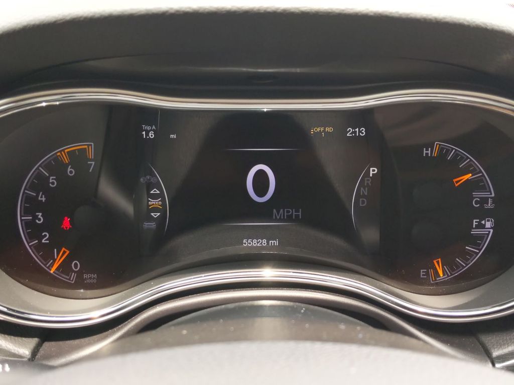 Thumbnail: 2018 Jeep Grand Cherokee - 17