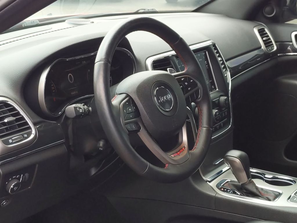 Thumbnail: 2018 Jeep Grand Cherokee - 2