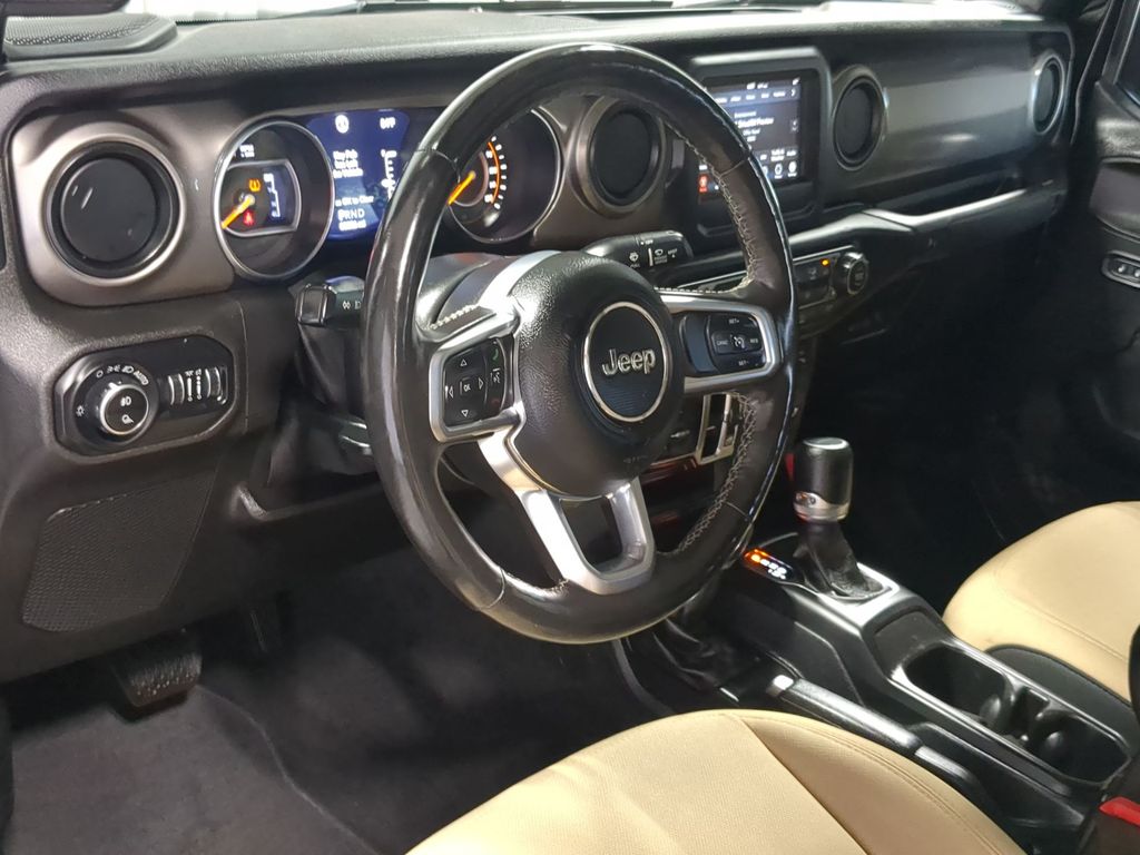Thumbnail: 2020 Jeep Gladiator - 2
