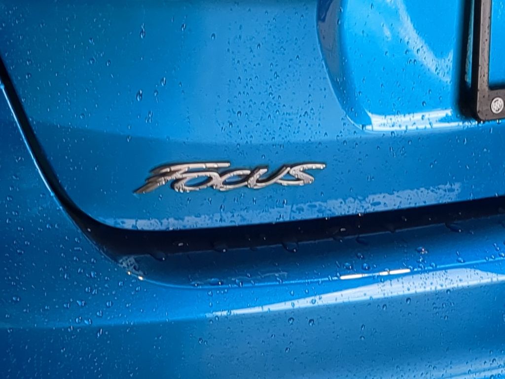 Thumbnail: 2016 Ford Focus - 23
