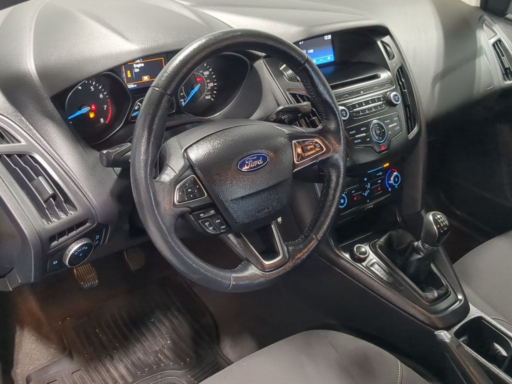 Thumbnail: 2016 Ford Focus - 2