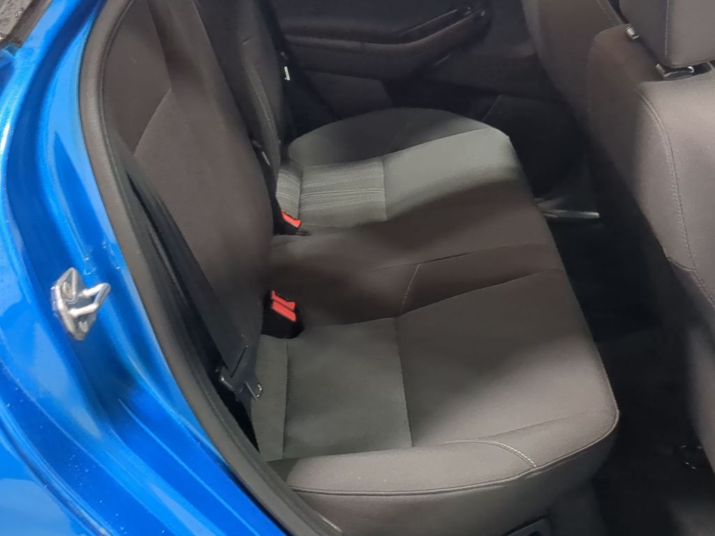 Thumbnail: 2016 Ford Focus - 26