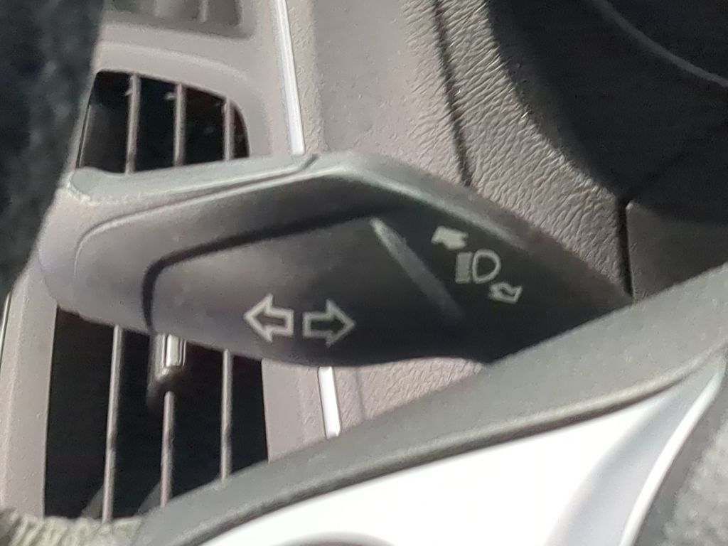 Thumbnail: 2014 Ford Focus - 33