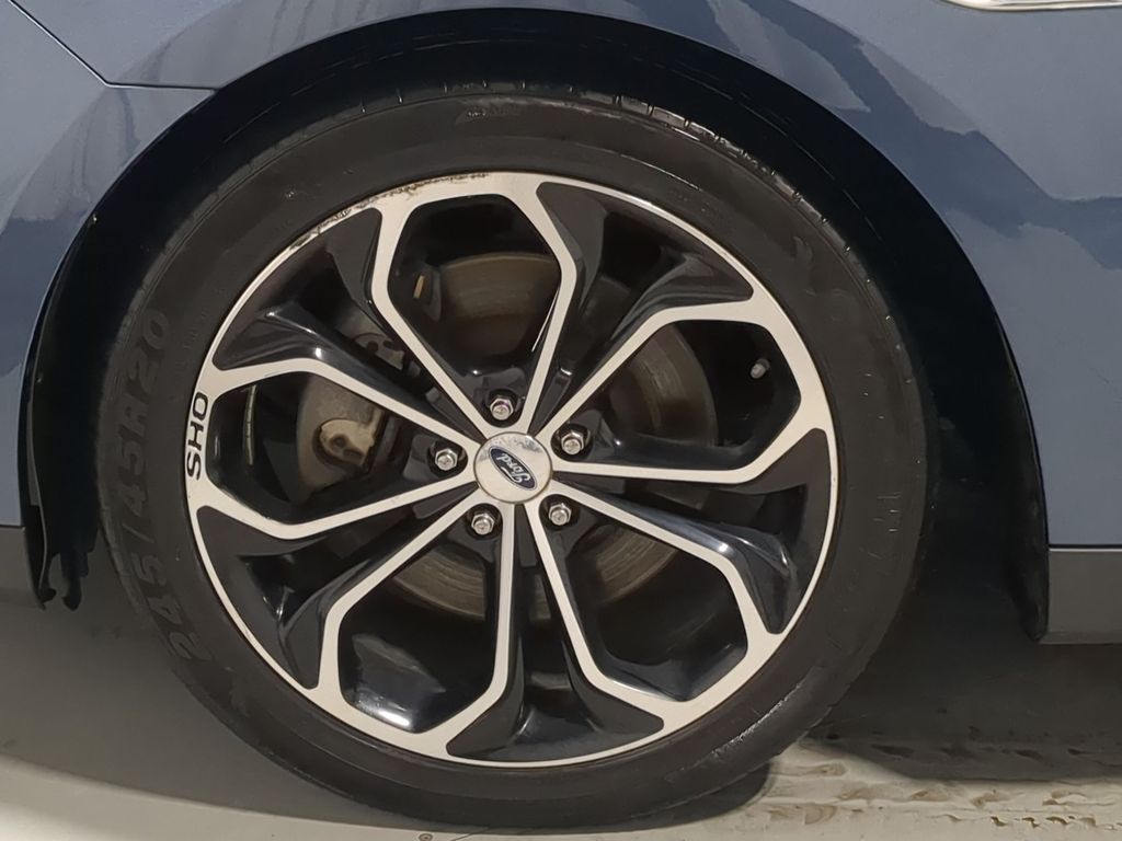 Thumbnail: 2018 Ford Taurus - 8