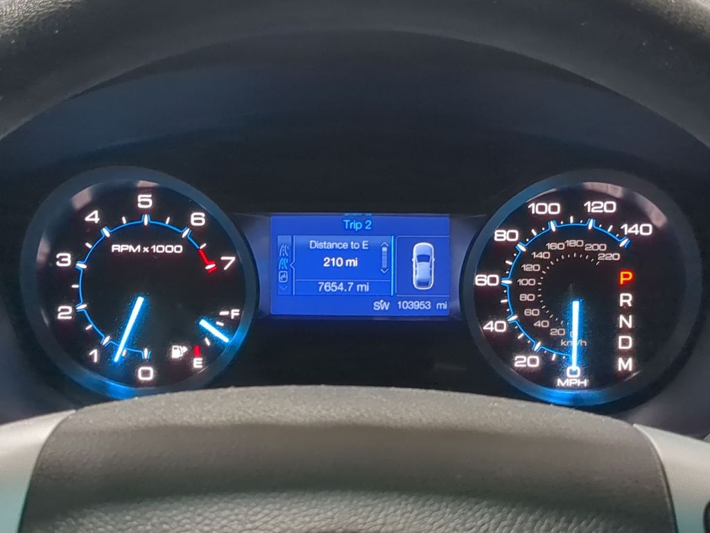 Thumbnail: 2015 Ford Explorer - 16