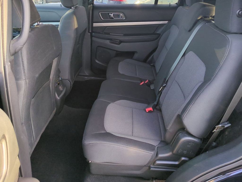 Thumbnail: 2019 Ford Explorer - 18