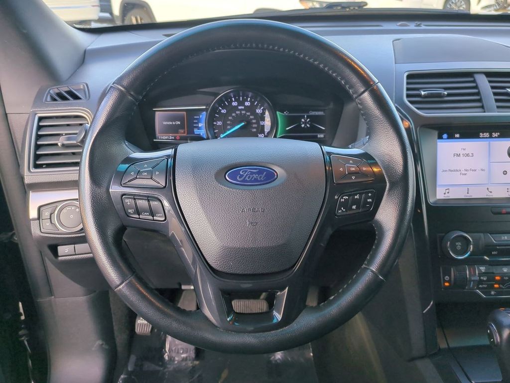 Thumbnail: 2019 Ford Explorer - 8