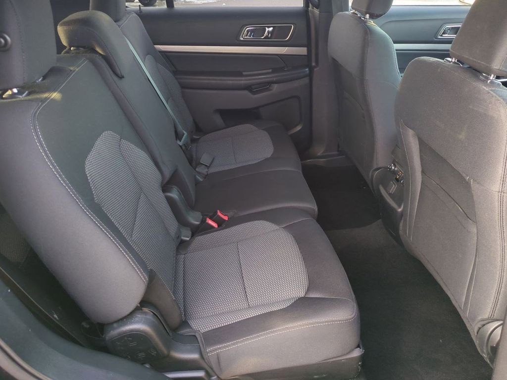 Thumbnail: 2019 Ford Explorer - 19