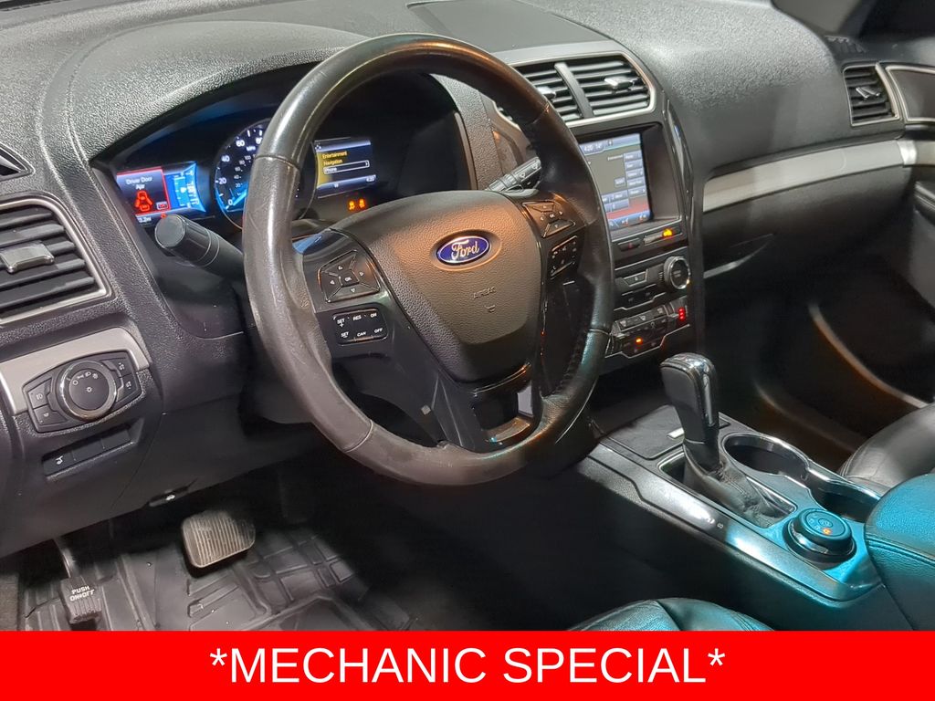 Thumbnail: 2016 Ford Explorer - 2