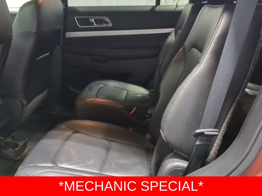 Thumbnail: 2016 Ford Explorer - 34