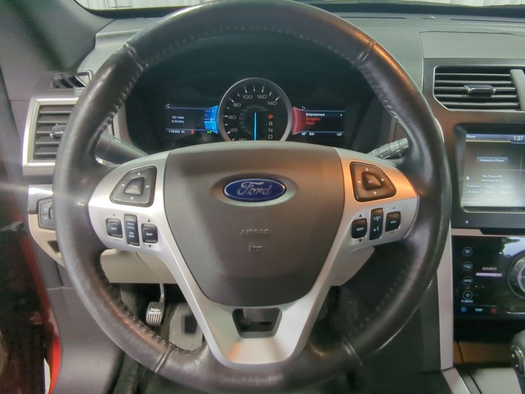 Thumbnail: 2014 Ford Explorer - 13