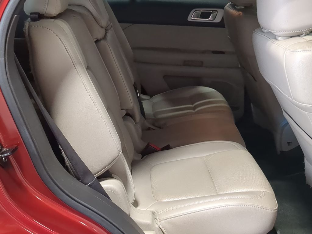 Thumbnail: 2014 Ford Explorer - 27