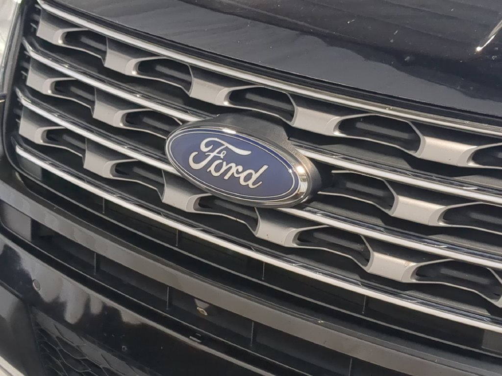 Thumbnail: 2017 Ford Explorer - 7