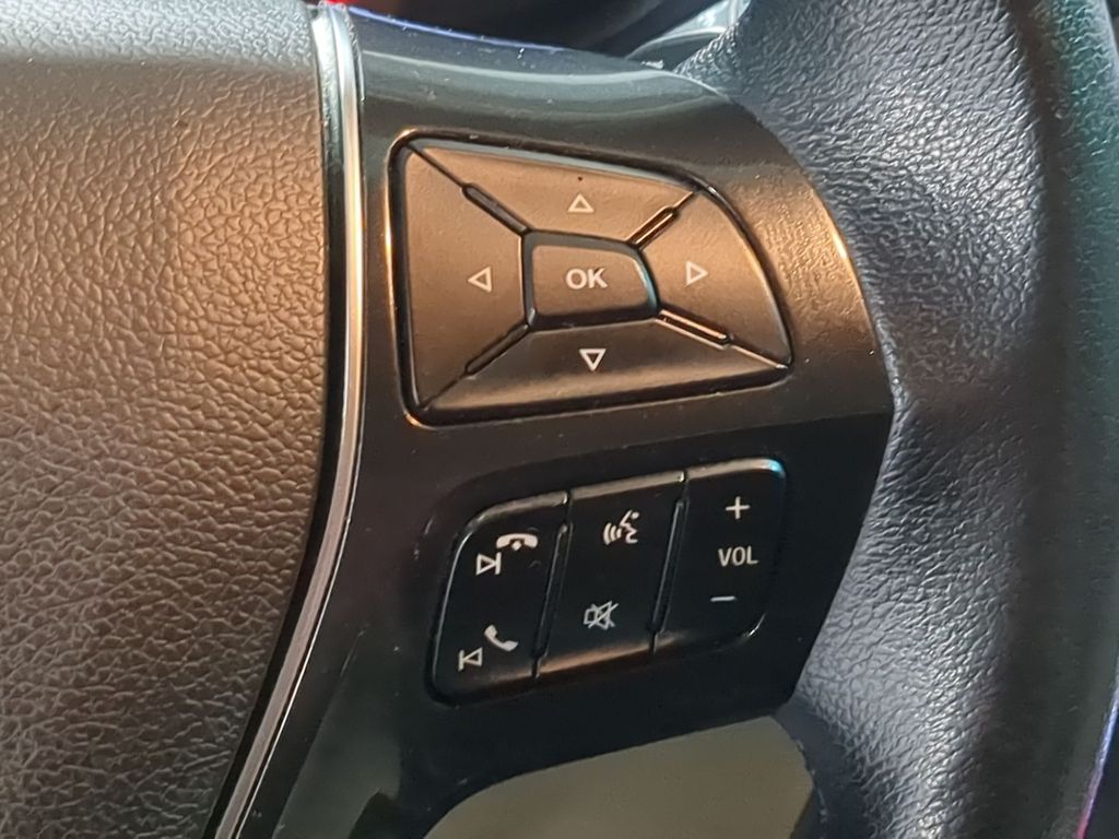 Thumbnail: 2016 Ford Explorer - 30