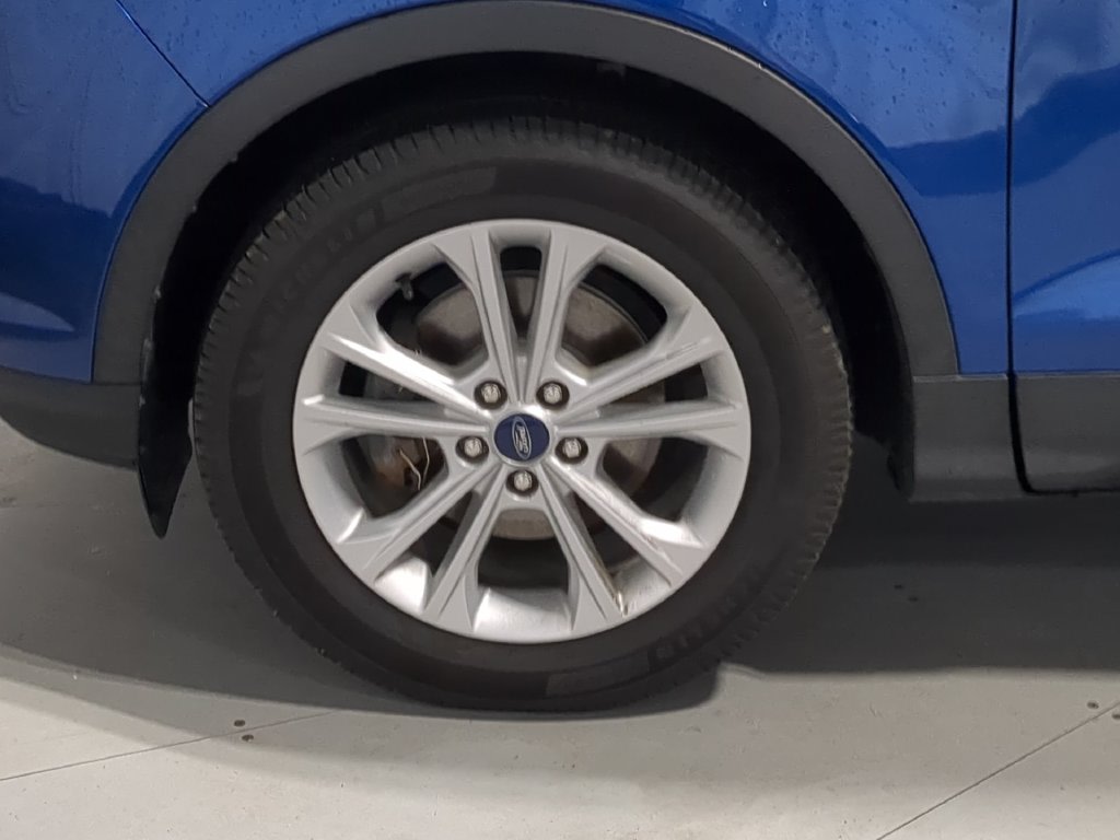 Thumbnail: 2018 Ford Escape - 8