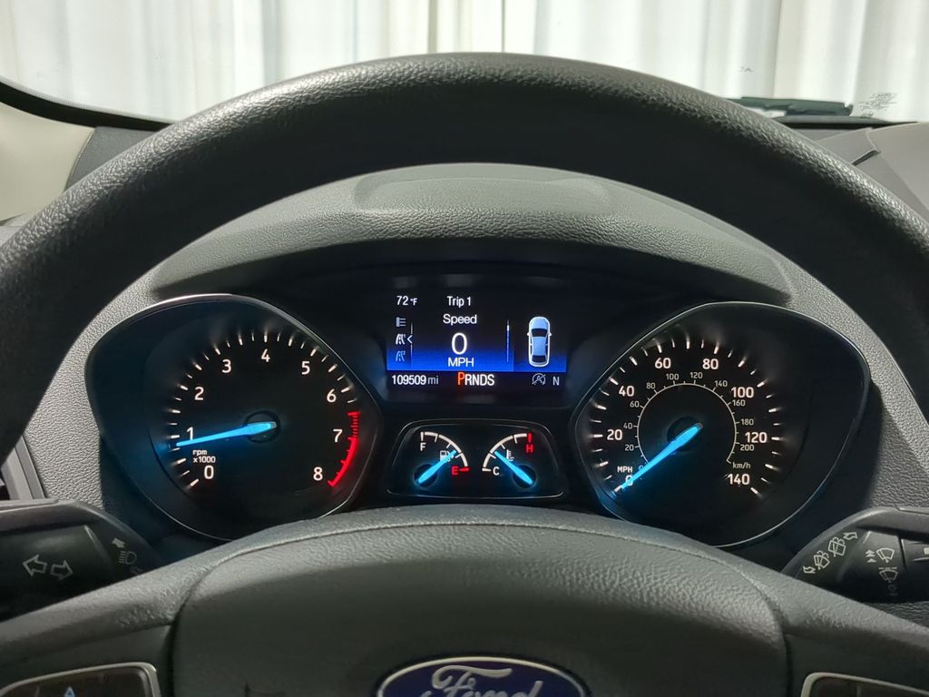 Thumbnail: 2019 Ford Escape - 16