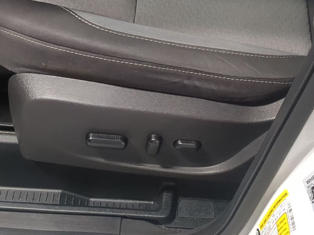 Thumbnail: 2019 Ford Escape - 26