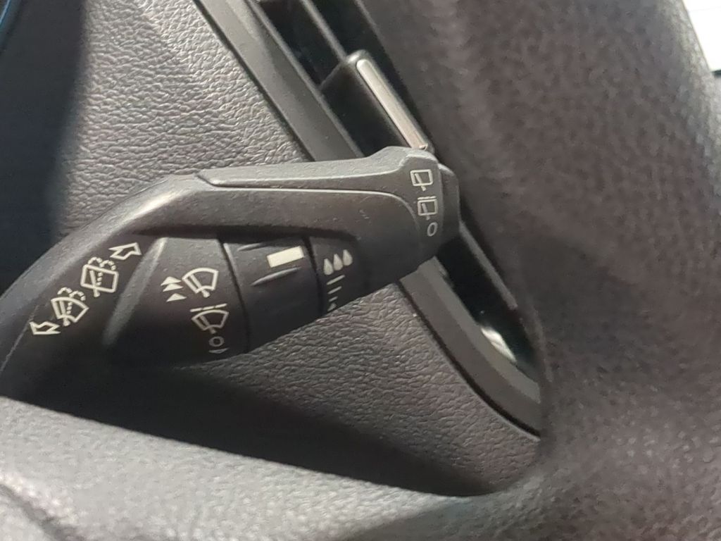 Thumbnail: 2019 Ford Escape - 18