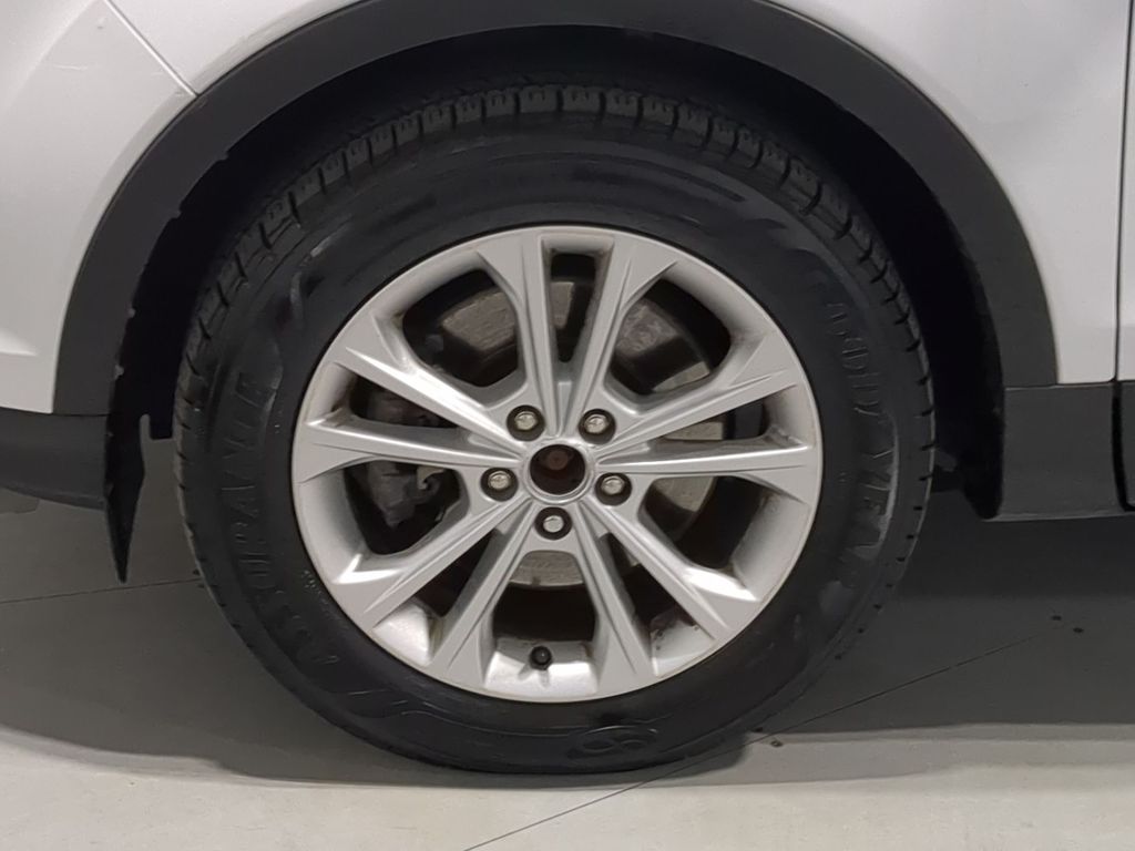 Thumbnail: 2019 Ford Escape - 8