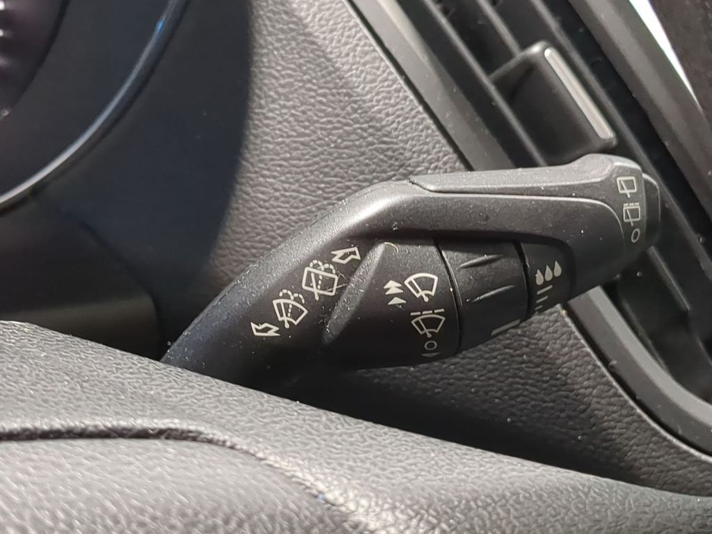 Thumbnail: 2019 Ford Escape - 15