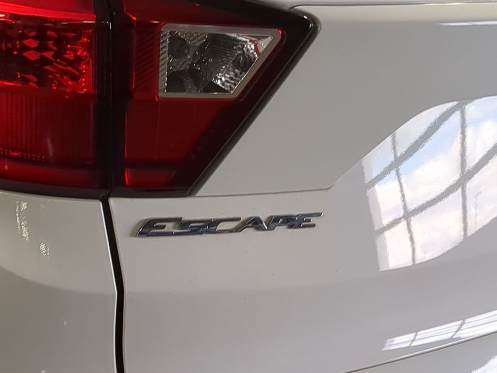 Thumbnail: 2019 Ford Escape - 25