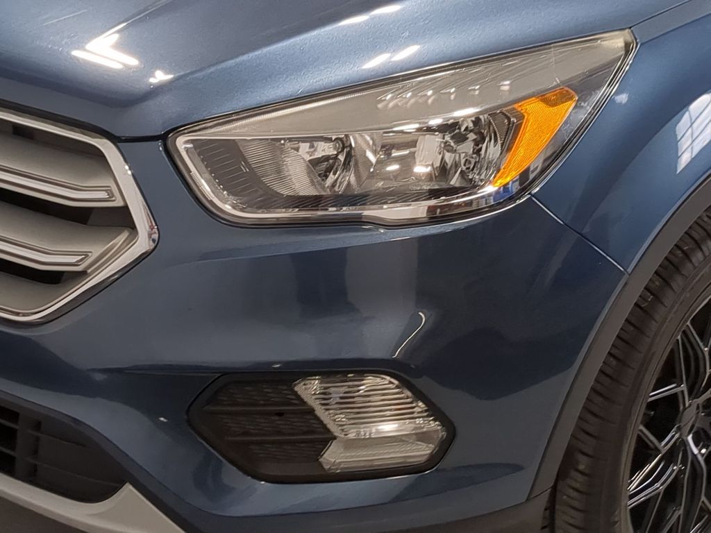 Thumbnail: 2018 Ford Escape - 24