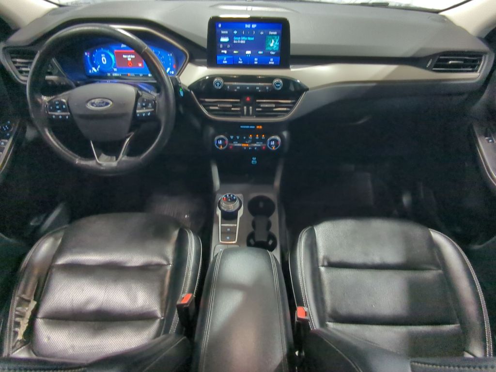 Thumbnail: 2021 Ford Escape - 9