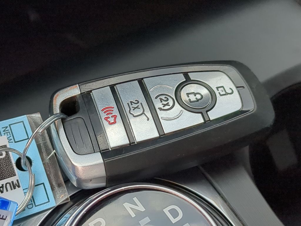 Thumbnail: 2021 Ford Escape - 32