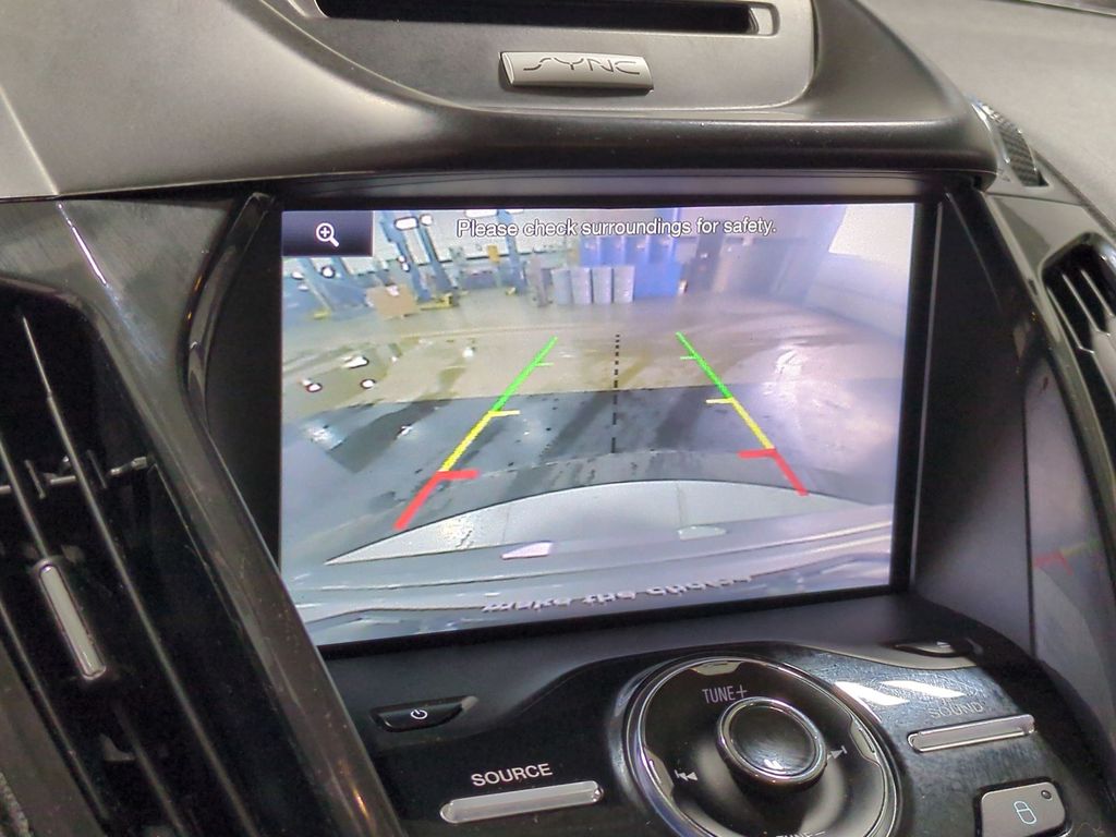 Thumbnail: 2015 Ford Escape - 33