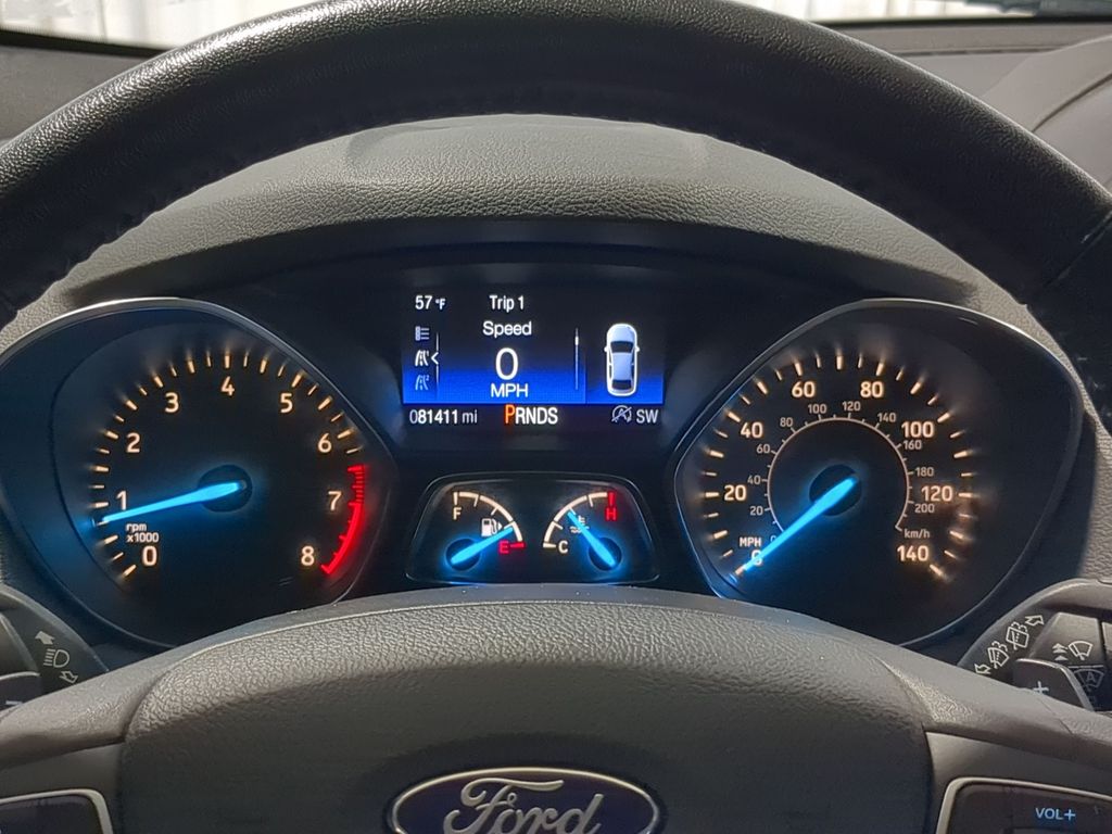Thumbnail: 2017 Ford Escape - 16