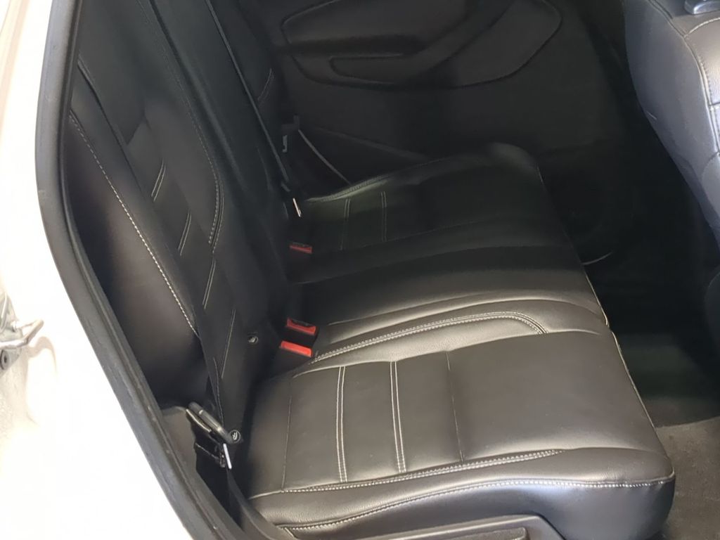 Thumbnail: 2017 Ford Escape - 27
