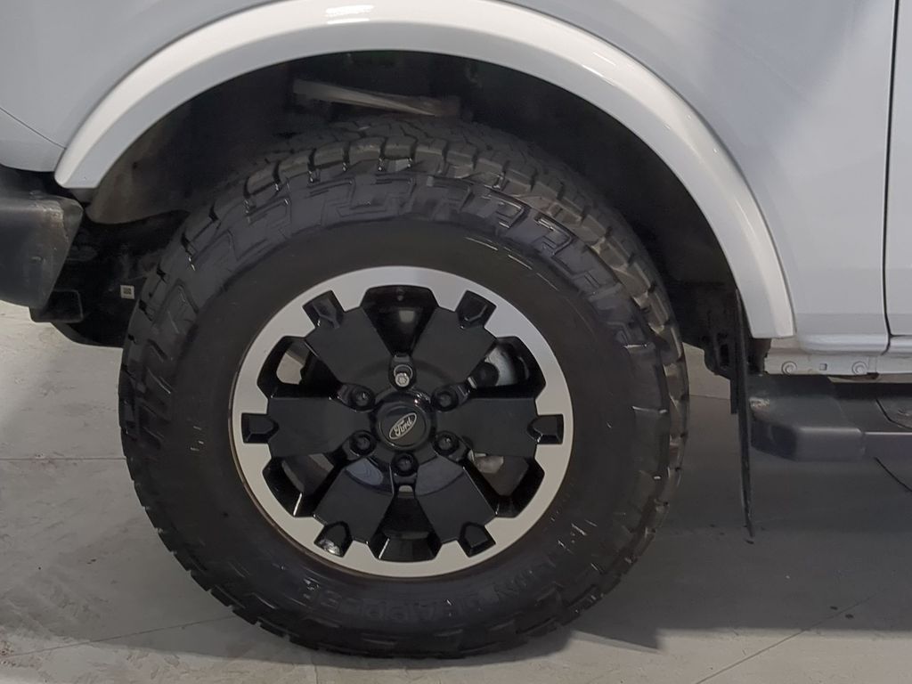 Thumbnail: 2021 Ford Bronco - 7