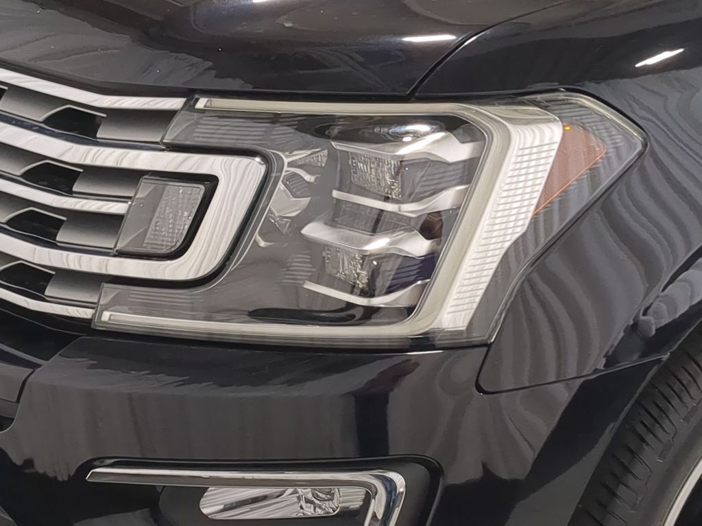 Thumbnail: 2019 Ford Expedition - 23