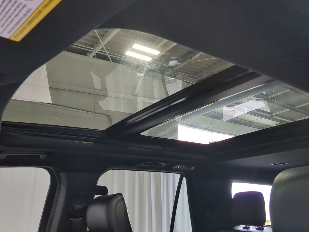 Thumbnail: 2019 Ford Expedition - 27